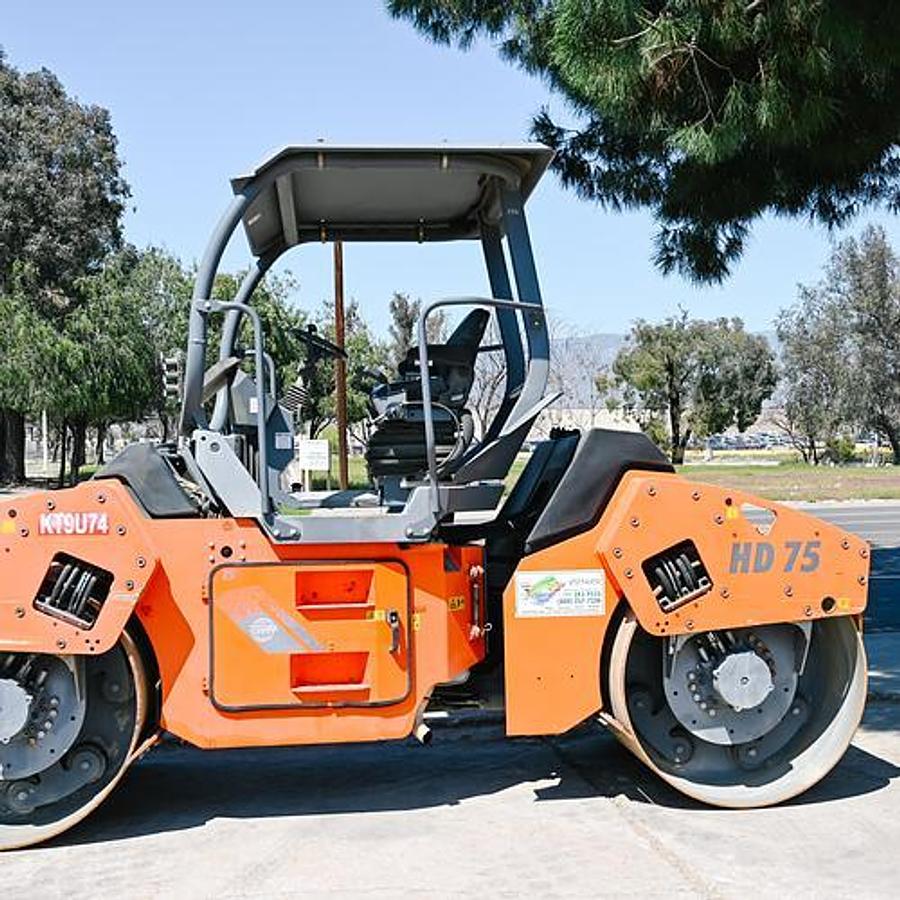 2014 Hamm HD75